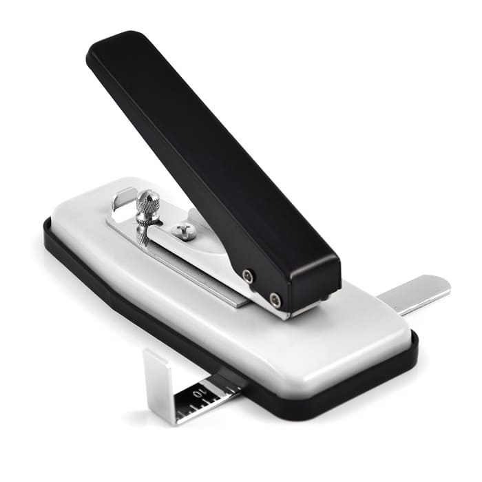 Дырокол для бейджей Warrior 33059A